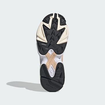 Sneaker low 'Falcon' de la ADIDAS ORIGINALS pe bej