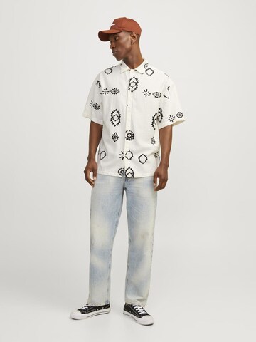Coupe regular Chemise 'JORNoto' JACK & JONES en blanc