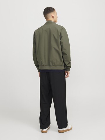JACK & JONES Tussenjas 'JPRBLUBrad' in Groen