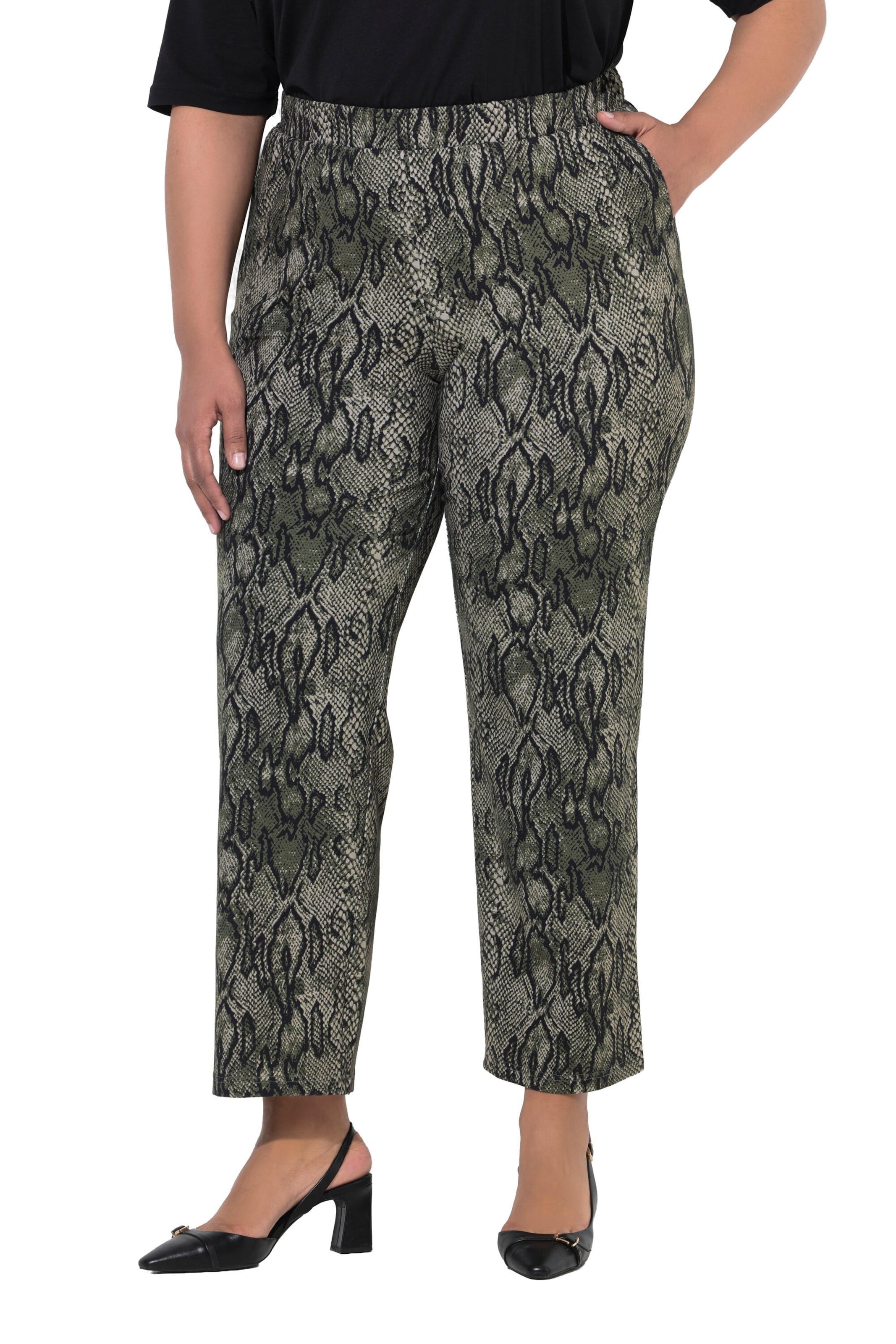 Ulla Popken Regular Hose in Grün: Vorderseite