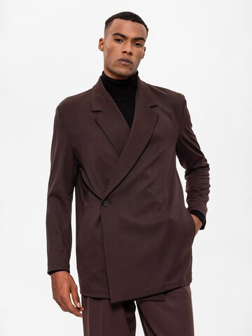 Antioch Between-season jacket in Brown