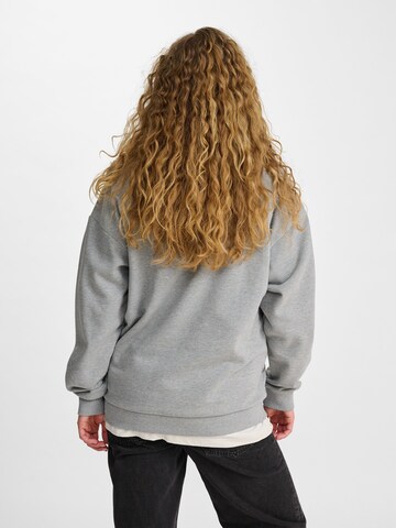 Hummel Sweatshirt in Grau