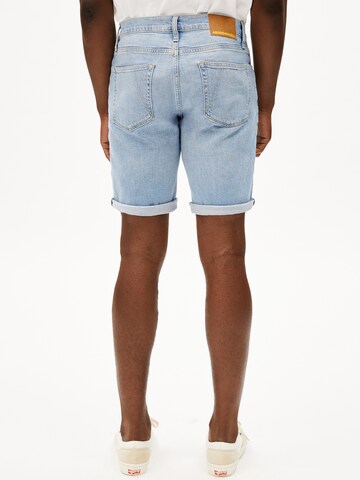 Coupe slim Pantalon ARMEDANGELS en bleu