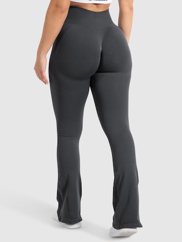 Smilodox Flared Hose ' Aylin ' in Grau