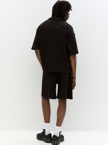 Pull&Bear Comfort fit Button Up Shirt in Black