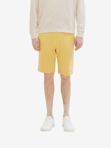 TOM TAILOR Regular Trousers in Yellow: front