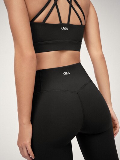 Osia Leggings 'Signature' en S/Courte en noir, Vue avec produit