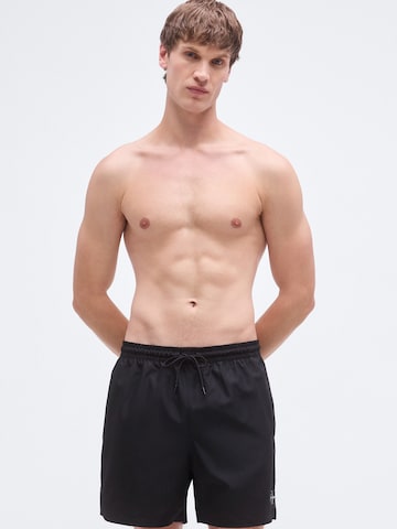 Calvin Klein Swimwear Trachten-housut värissä musta: etupuoli