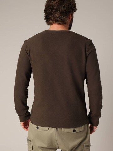 T-Shirt 'MURRA' Deeluxe en marron