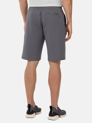Boggi Milano Regular Shorts 'B Tech' in Grau
