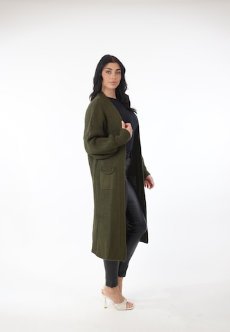 Manteau en tricot Elara en vert