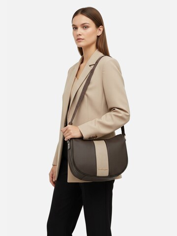 Laura Biagiotti Crossbody bag 'Gillman 1' in Brown
