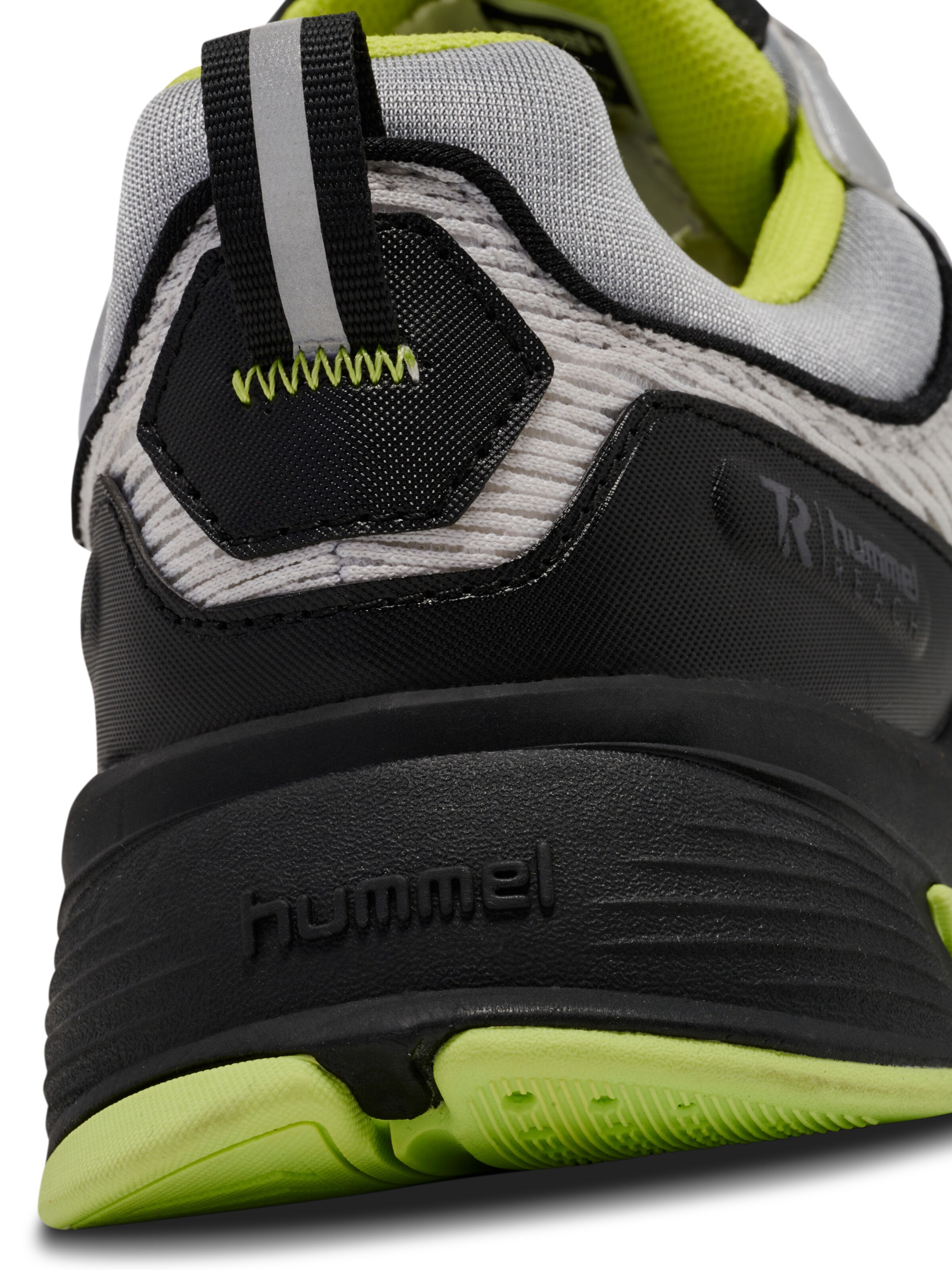 Hummel Sportschoen 'Reach Core Silver 2.0 ' in Grijs