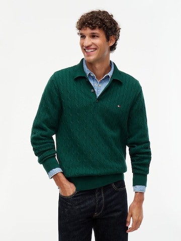 TOMMY HILFIGER Sweater in Green: front