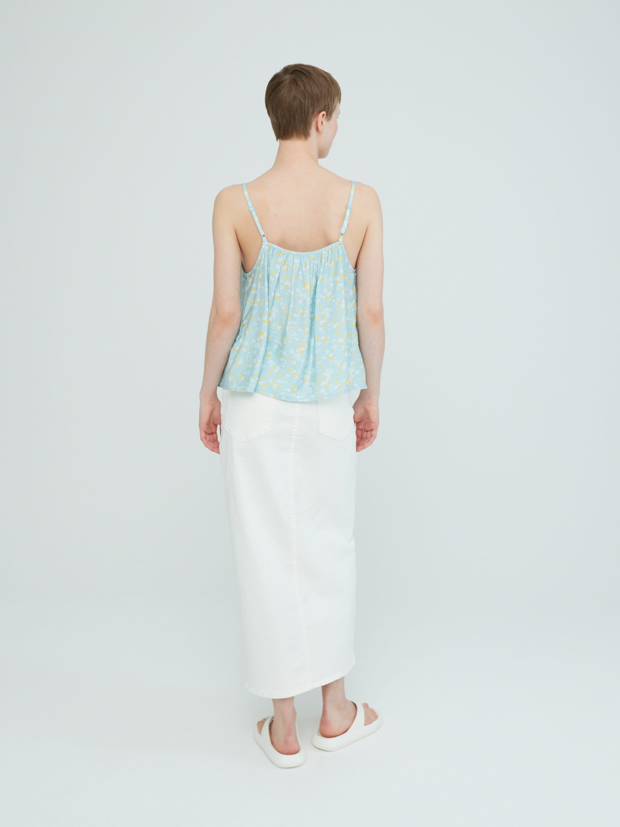 EDITED Producten Top 'NADA' Lichtblauw