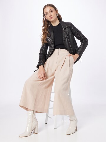 Wide leg Pantaloni cutați de la Club Monaco pe roz