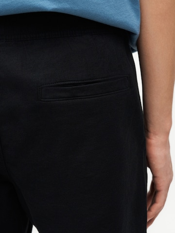 Regular Pantalon HOLLISTER en noir