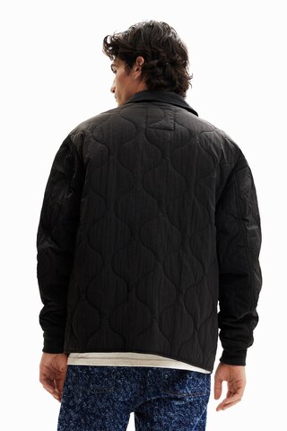 DesigualPrijelazna jakna 'Maverik' - crna boja