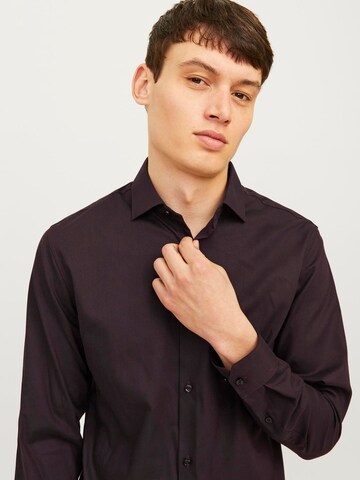 Slim fit Camicia 'JPRBLAParker' di JACK & JONES in rosso