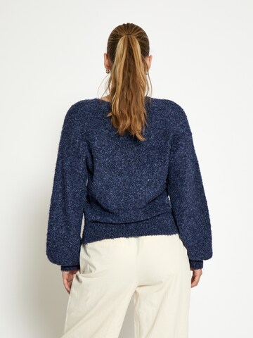 Pullover 'Jennie' di minus in blu