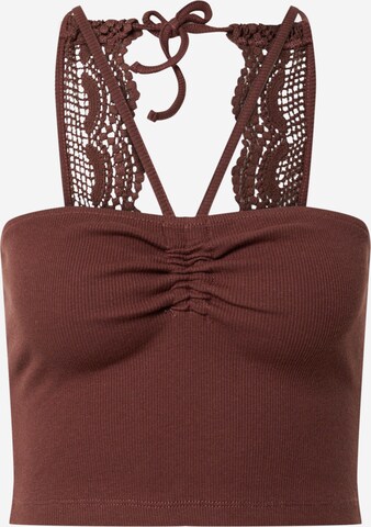 ABOUT YOU Knitted Top 'Betty' in Brown: front