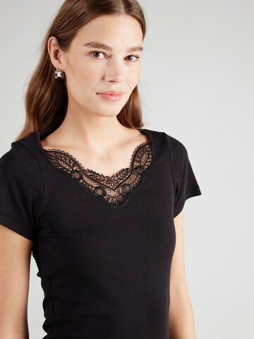 Tricou 'KIRA' de la ONLY pe negru