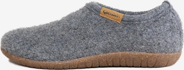 Gottstein Slippers 'Alpine Midcut RU' in Grey: front