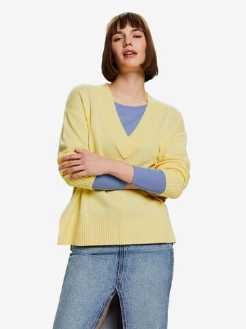 Pull-over ESPRIT en jaune : devant