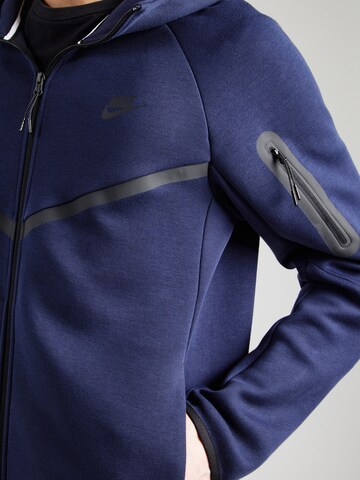 Nike Sportswear - Sudadera con cremallera 'Tech Fleece' en azul
