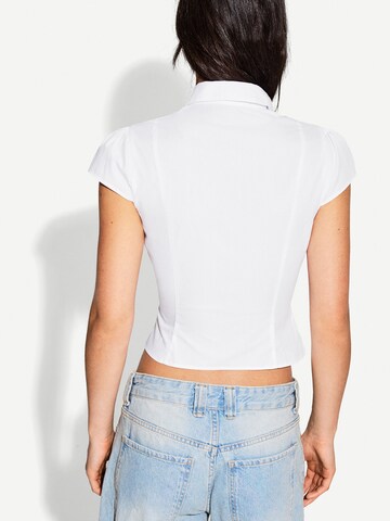 Bershka Blouse in White