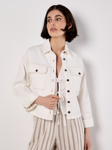 Chemisier Apricot en beige : devant