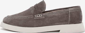 Derimod Instappers in Bruin: voorkant