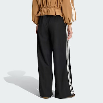 Wide leg Pantaloni di ADIDAS ORIGINALS in nero
