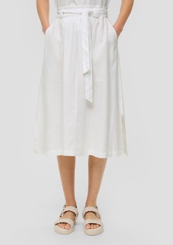 Gonna di s.Oliver in bianco: frontale