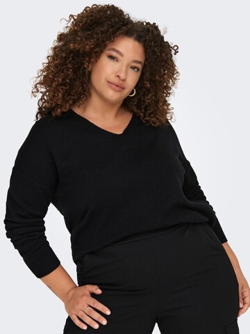 Pull-over 'Margareta' ONLY Carmakoma en noir