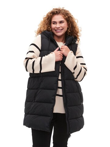 Zizzi Bodywarmer 'Carylie' in Zwart: voorkant