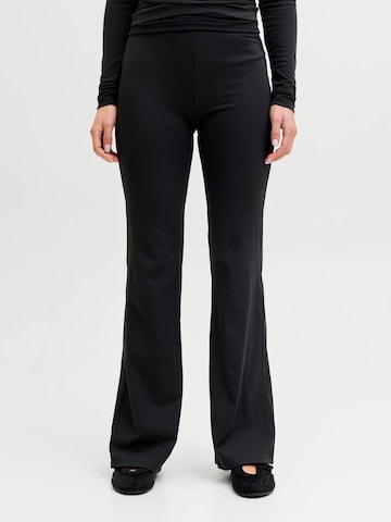 JJXX - Acampanado Leggings 'JXSANIA' en negro: frente