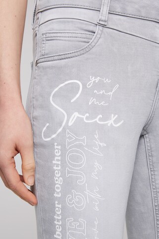 Soccx Slimfit Jeans 'Mira' in Grau