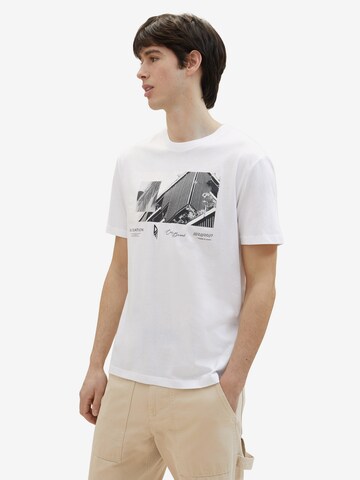 T-Shirt TOM TAILOR DENIM en blanc : devant