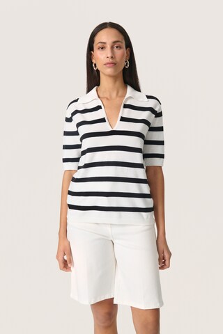 SOAKED IN LUXURY Trui 'SLSpina' in Wit: voorkant