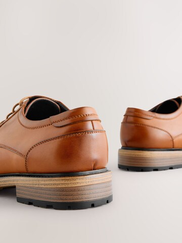 Next Snøresko i brun