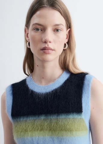 Pull-over & Other Stories en bleu
