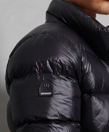 Veste mi-saison 'Luxe Alpine' Superdry en noir