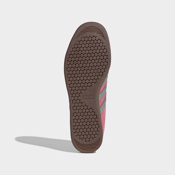 rozā ADIDAS ORIGINALS Zemie brīvā laika apavi 'Stadt'