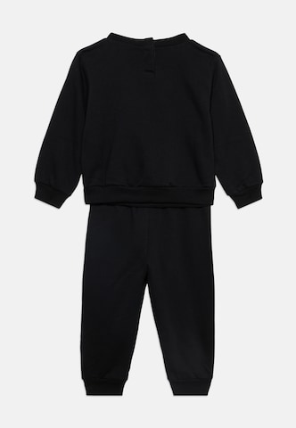 Nike Sportswear Tavaline suurus Spordidress, värv must