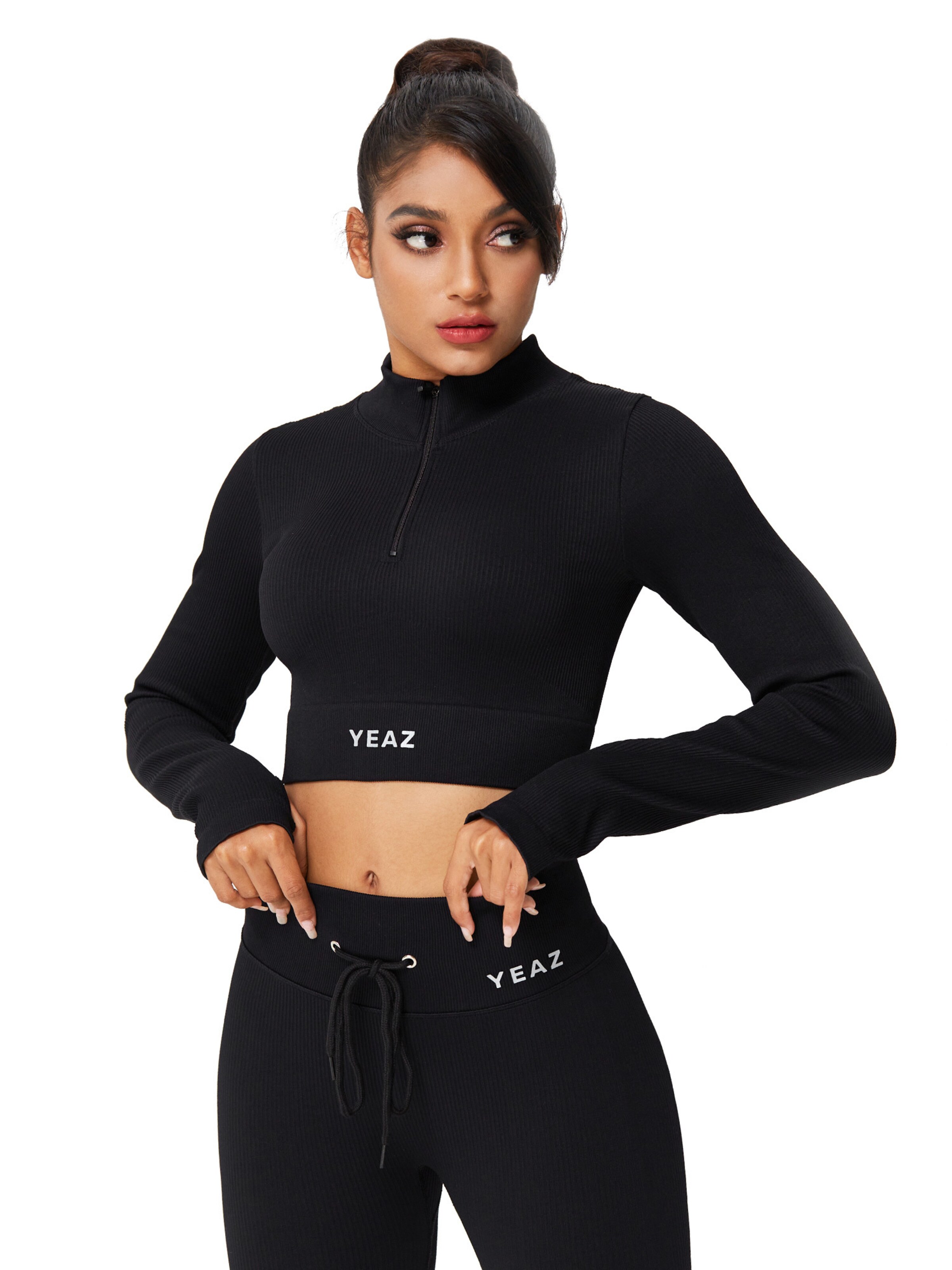 YEAZ Функционална тениска 'RUNWAY' в черно: отпред