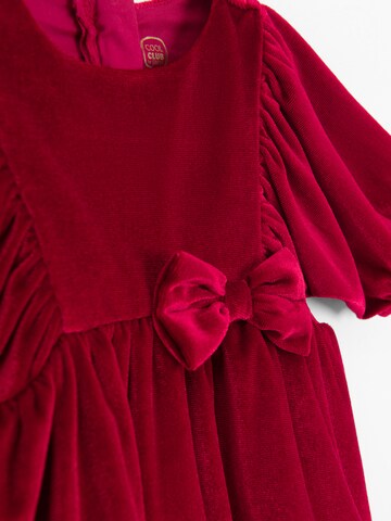 raudona Cool Club Suknelė