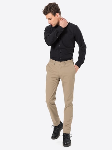 SEIDENSTICKER جينز مضبوط قميص لأوساط العمل بلون أسود