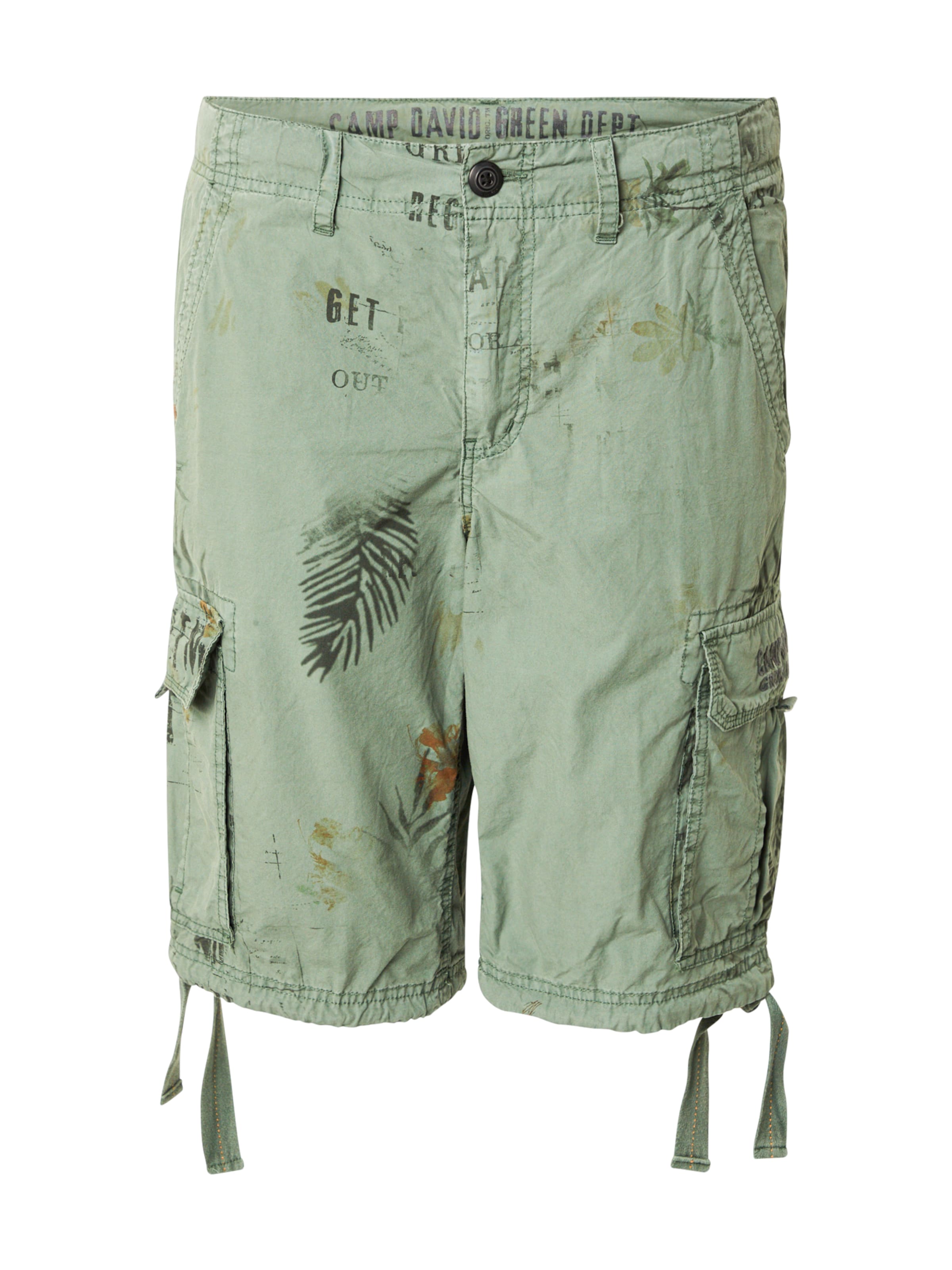 CAMP DAVID Regular Карго панталон в зелено: отпред