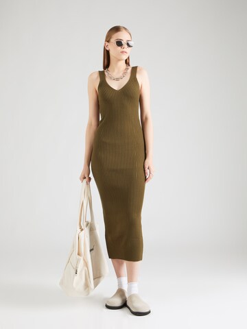 Robes en maille Madmext en vert : devant